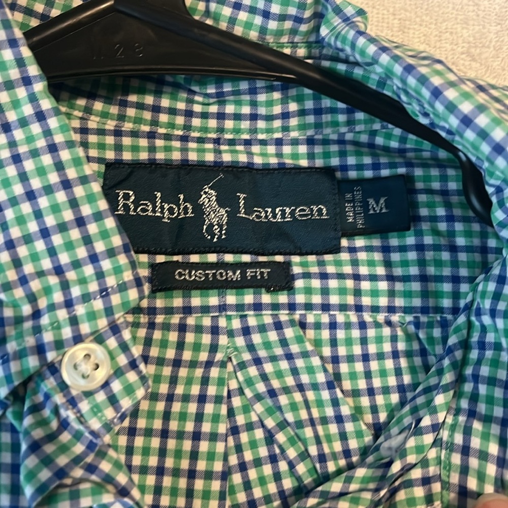 Button - Picture 2 of 2